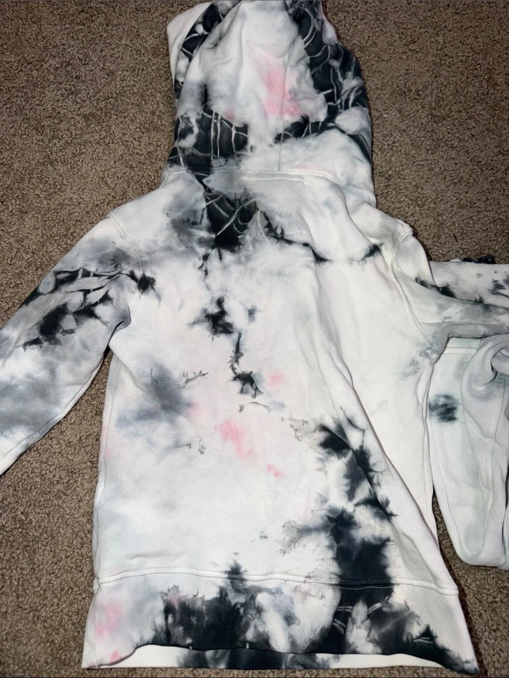 Mamba mambacita Play Gigi’s way DANNIJO Kids Tie-Dye Hoodie & Jogger Set
